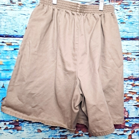 Vintage Chic shorts Khaki  pants elastic waist pull on - Picture 4 of 5
